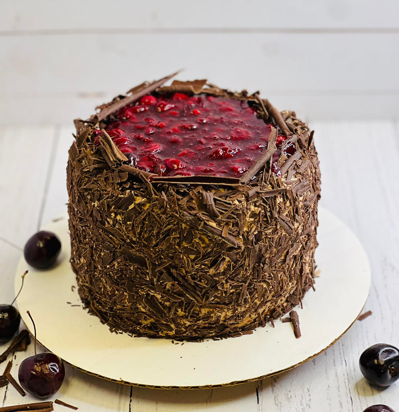Retsept Must Mets - Black Forest Tort